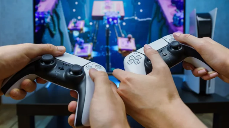 8 Best Two Player PS5 Games In 2022
